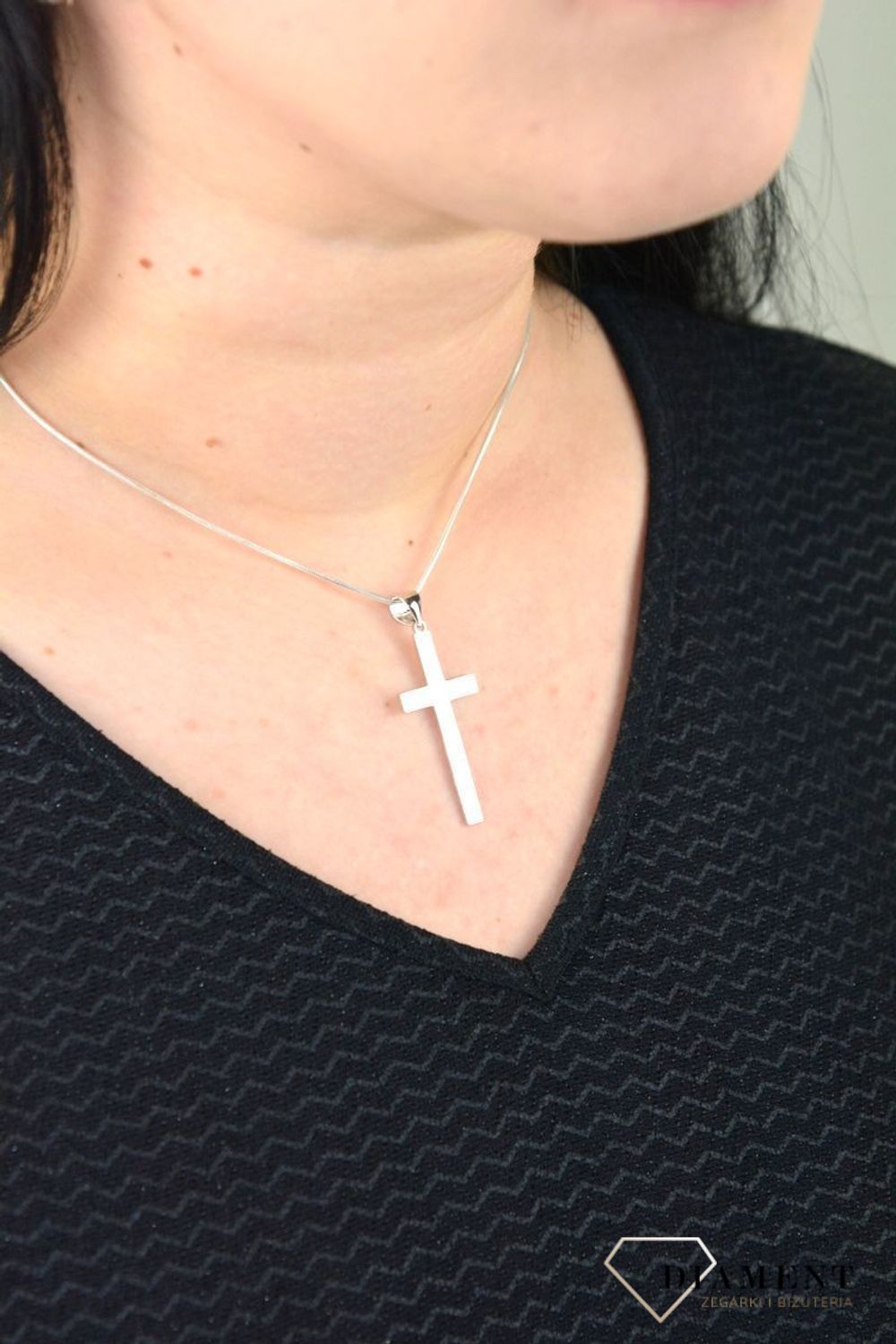 Srebrna zawieszka 925 gładki krzyżyk 925 DIA-ZAW-4615-925.jpg