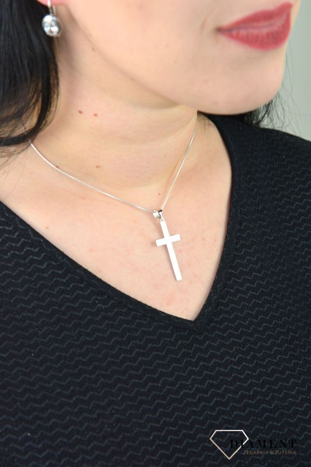 Srebrna zawieszka 925 gładki krzyżyk 925 DIA-ZAW-4615-925.jpg