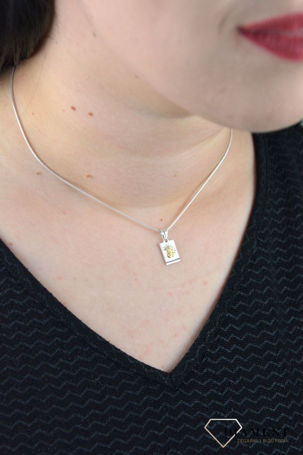 Srebrna zawieszka medalik złoty wizerunek DIA-ZAW-4629-925.jpg