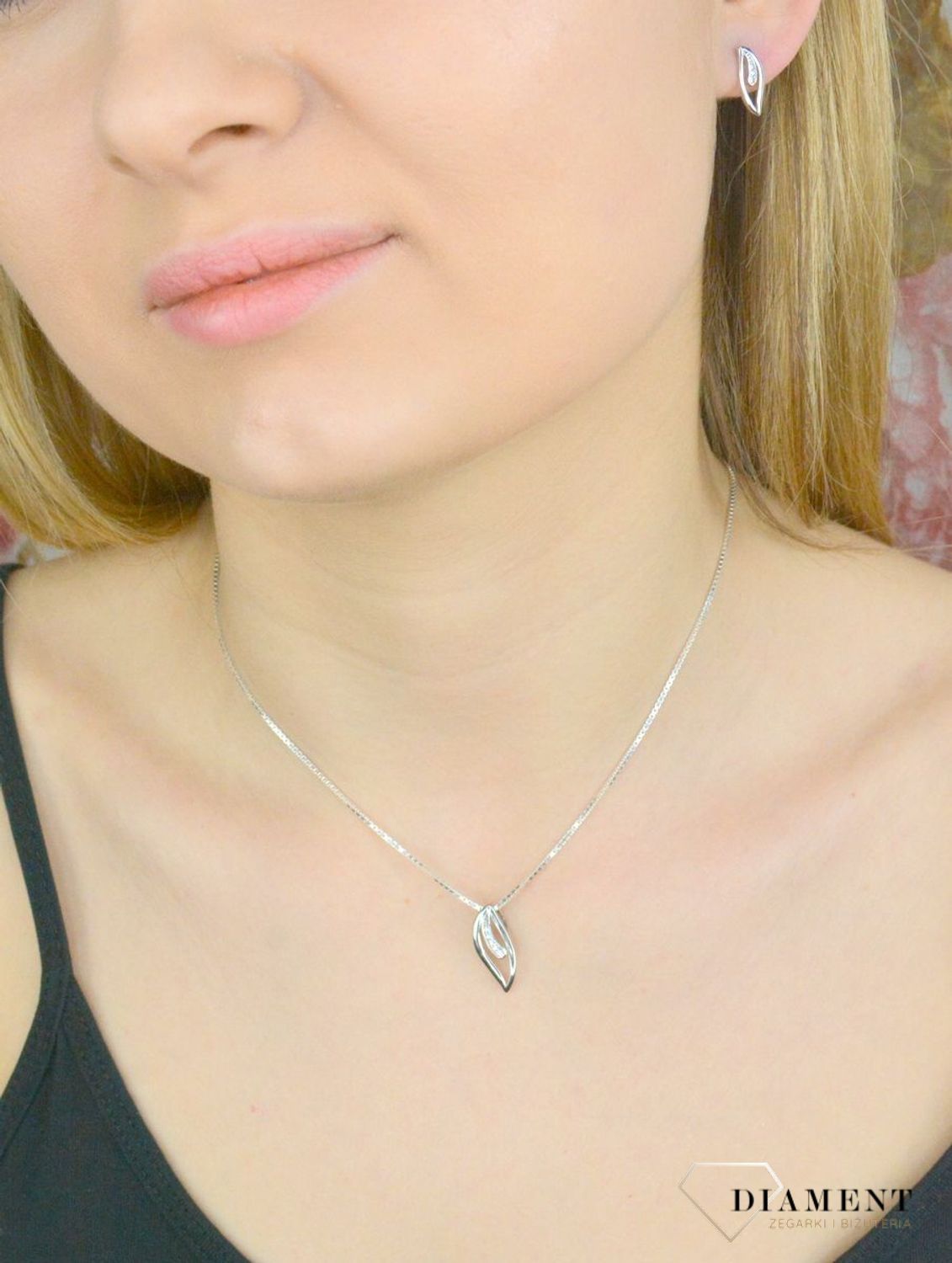 Zawieszka damska  Listek z cyrkoniami  DIA-ZAW-4673-925.jpg