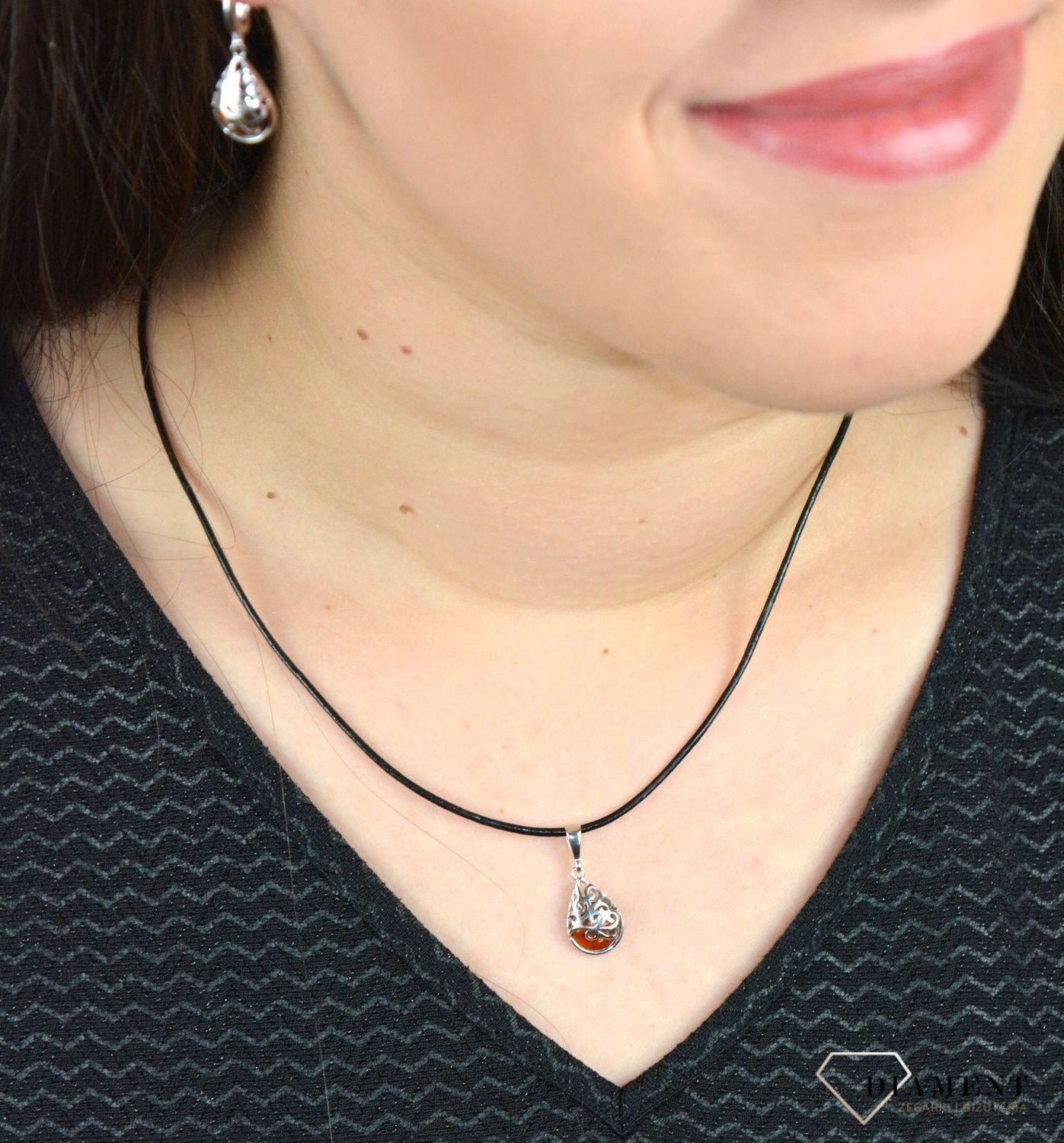 Srebrna zawieszka bursztyn bałtycki 'Ozdobne oczko' DIA-ZAW-4698-925.jpg