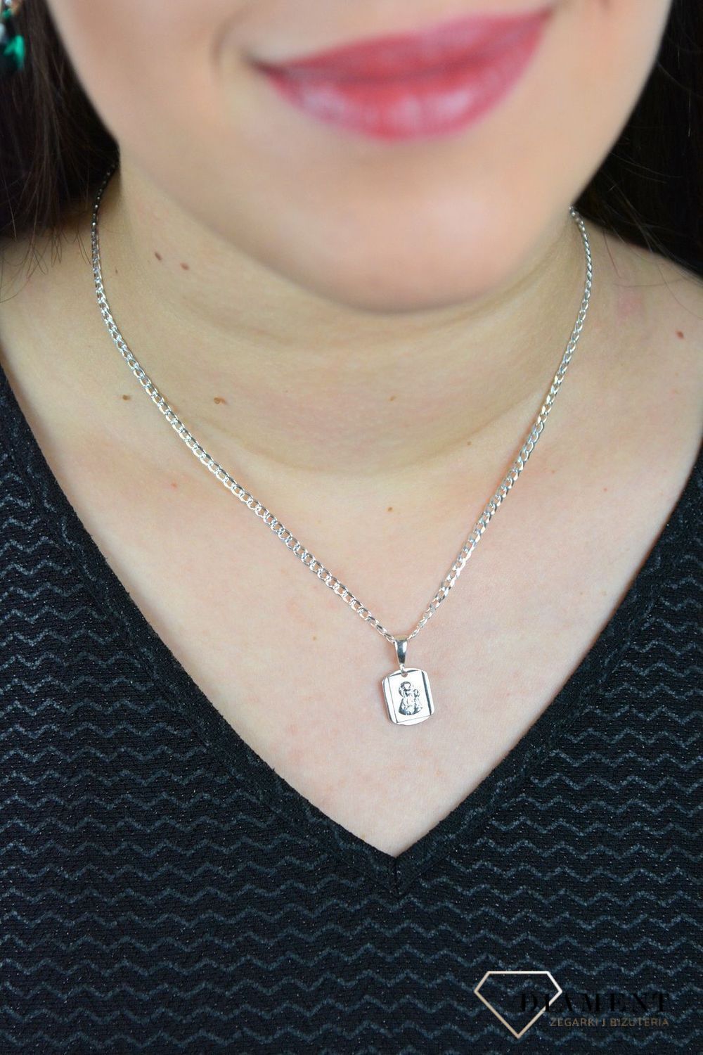 Zawieszka medalik srebrny 'Matka Boska z Dzieciątkiem' DIA-ZAW-4706-925.jpg