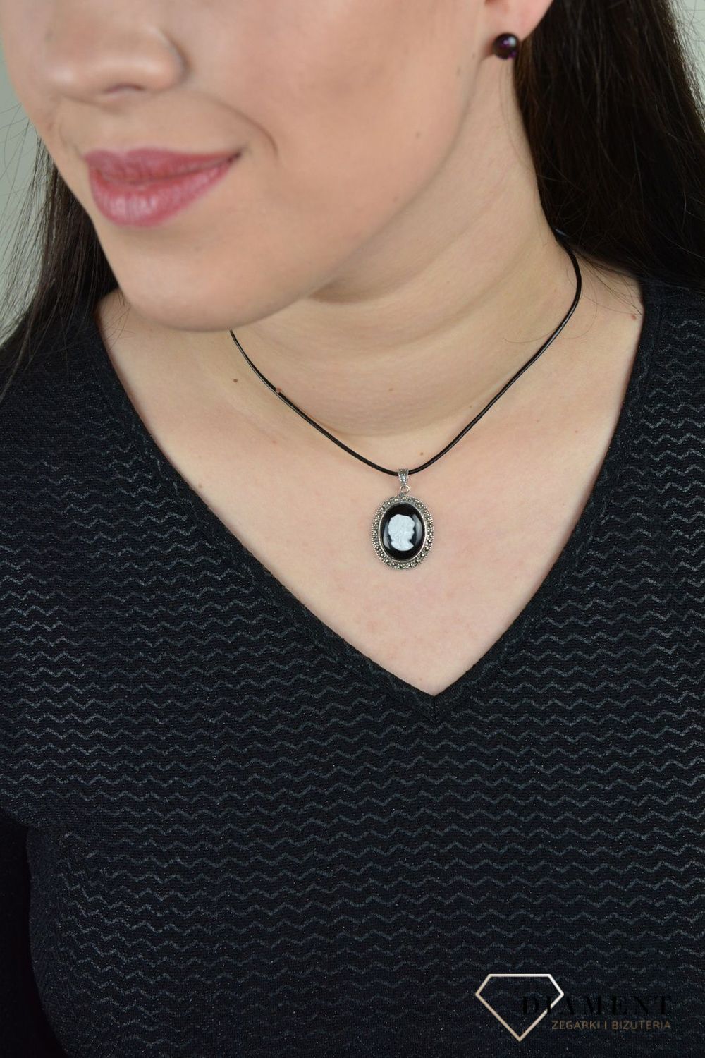 Zawieszka srebrna 'Grecka dama' DIA-ZAW-4832-925.jpg