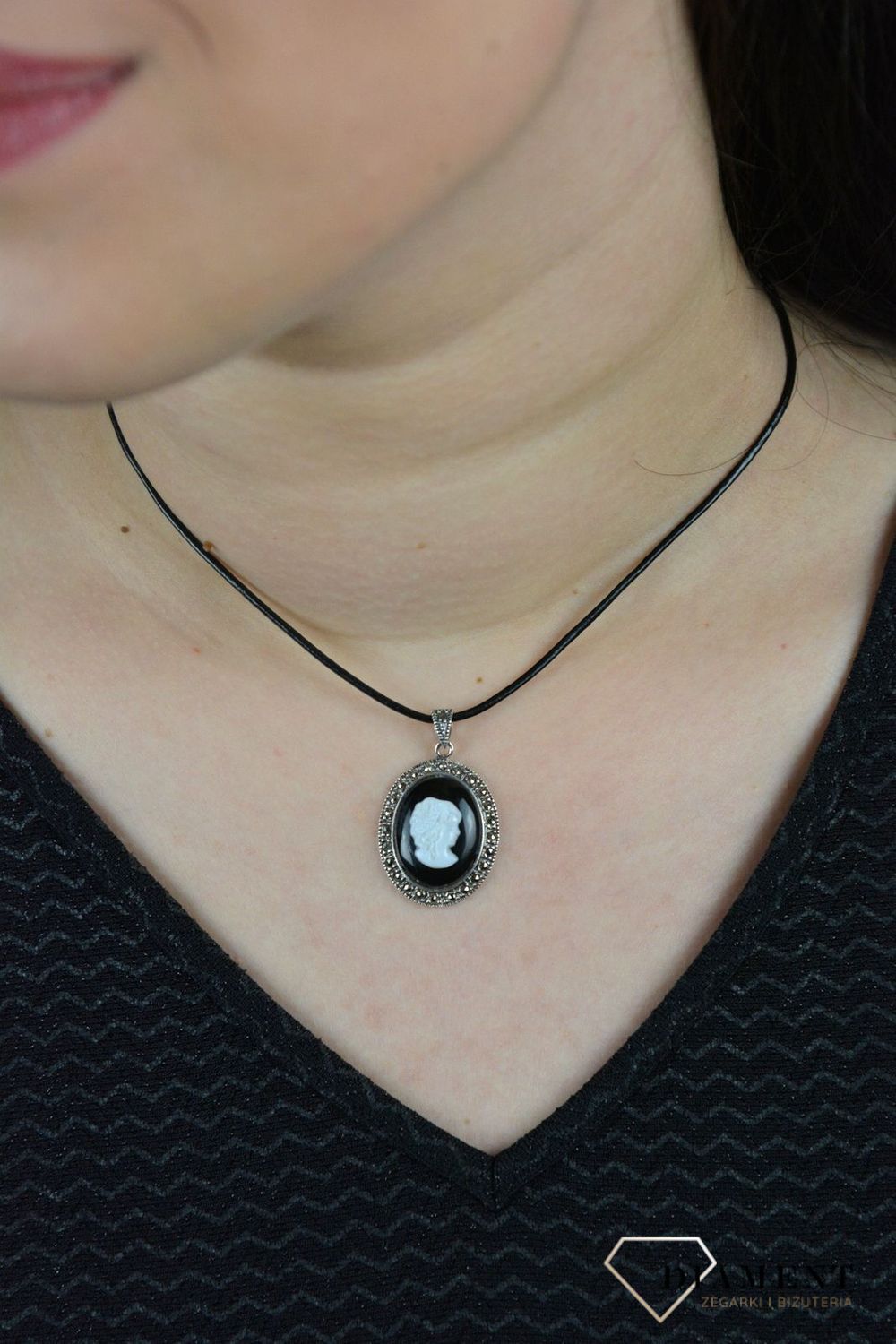 Zawieszka srebrna 'Grecka dama' DIA-ZAW-4832-925.jpg