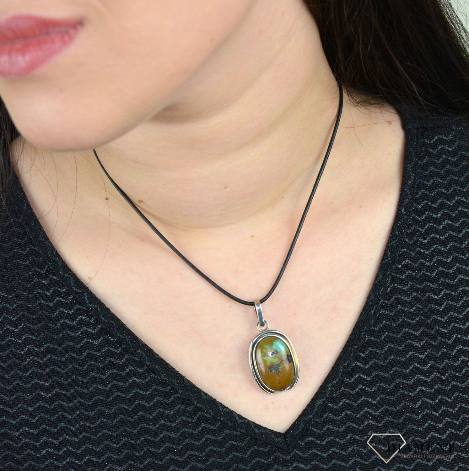 Zawieszka srebrna z naturalnym turkusem DIA-ZAW-4838-925.jpg