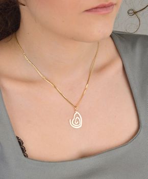 Złota zawieszka – serce w kształcie spirali DIA-ZAW-5238-585 💛Elegancki wisiorek wykonany z najwyższej jakości 14-karatowego żółtego złota 💛. To unikalna biżuteria, która zachwyci każdą kobietę 💖 (4).JPG