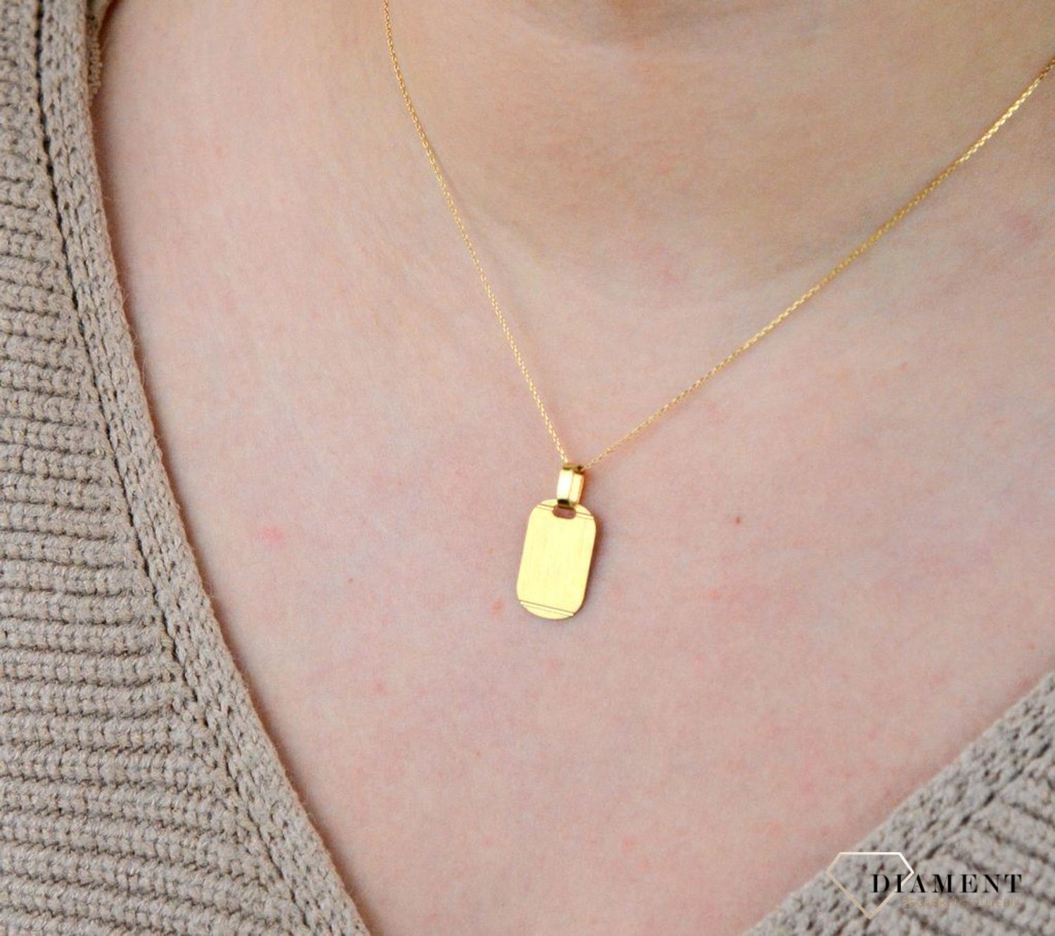 Złota zawieszka blaszka 'Matowy nieśmiertelnik' DIA-ZAW-5246-585.jpg