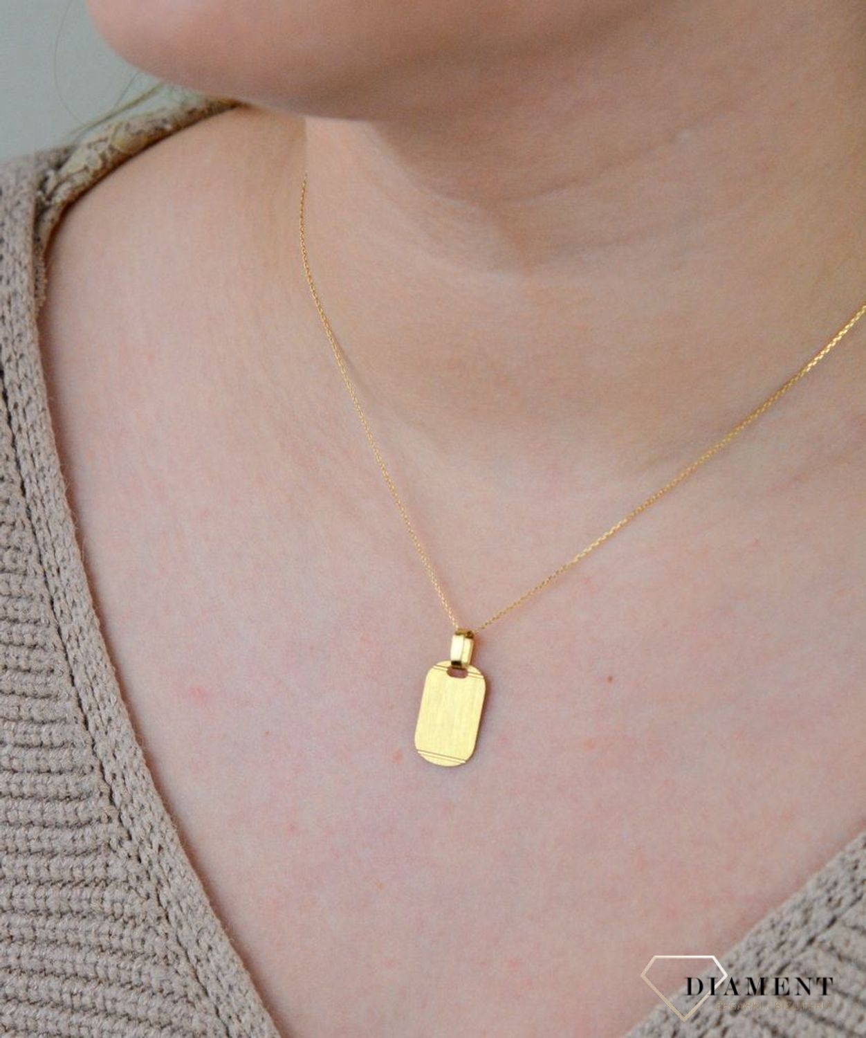 Złota zawieszka blaszka 'Matowy nieśmiertelnik' DIA-ZAW-5246-585.jpg