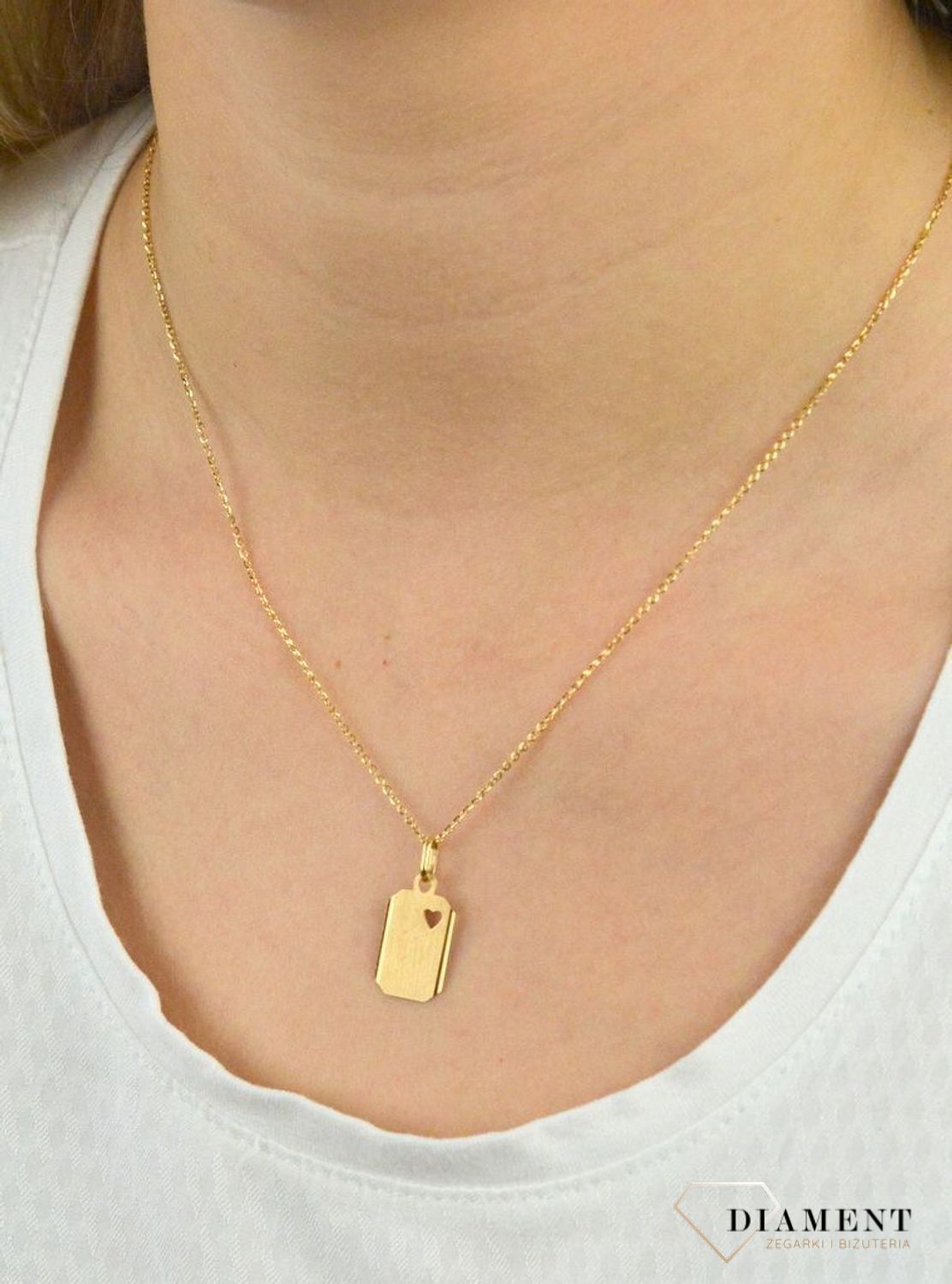 Złota zawieszka nieśmiertelnik 'Wycięte serce' DIA-ZAW-5250-585.jpg