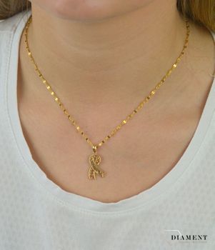 Złota zawieszka wstążka z napisem Hope DIA-ZAW-5256-585. Złota zawieszka w kształcie wstążki z napisem 'Hope'- Nadzieja. Złoty wisiorek w kształcie ażurowej wstążki z napisem (3).JPG