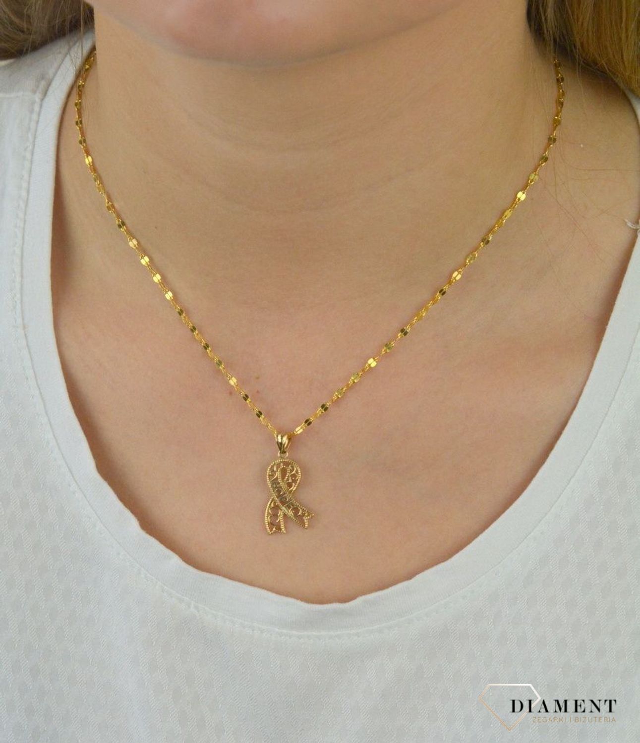 Złota zawieszka wstążka z napisem Hope DIA-ZAW-5256-585.jpg