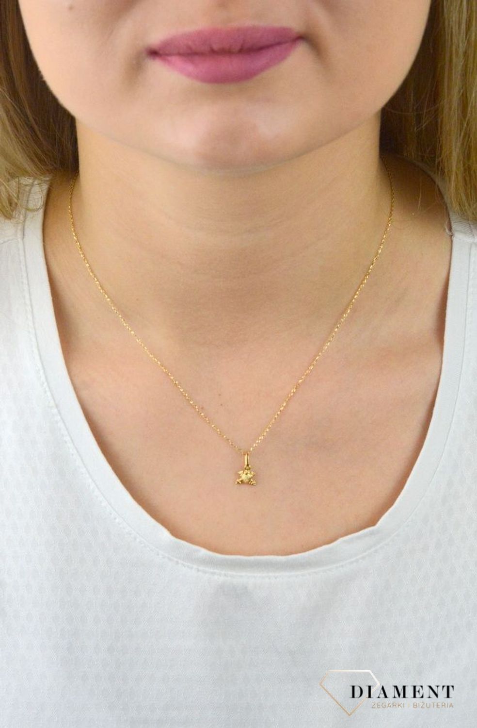 Złota zawieszka 585 'Mała żabka' DIA-ZAW-5266-585.jpg