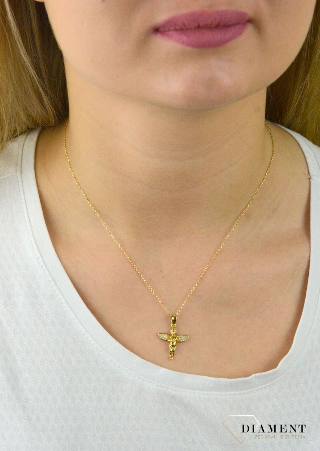 Złota zawieszka aniołek próby 585 ze skrzydełkami z cyrkonii DIA-ZAW-5269-585.jpg