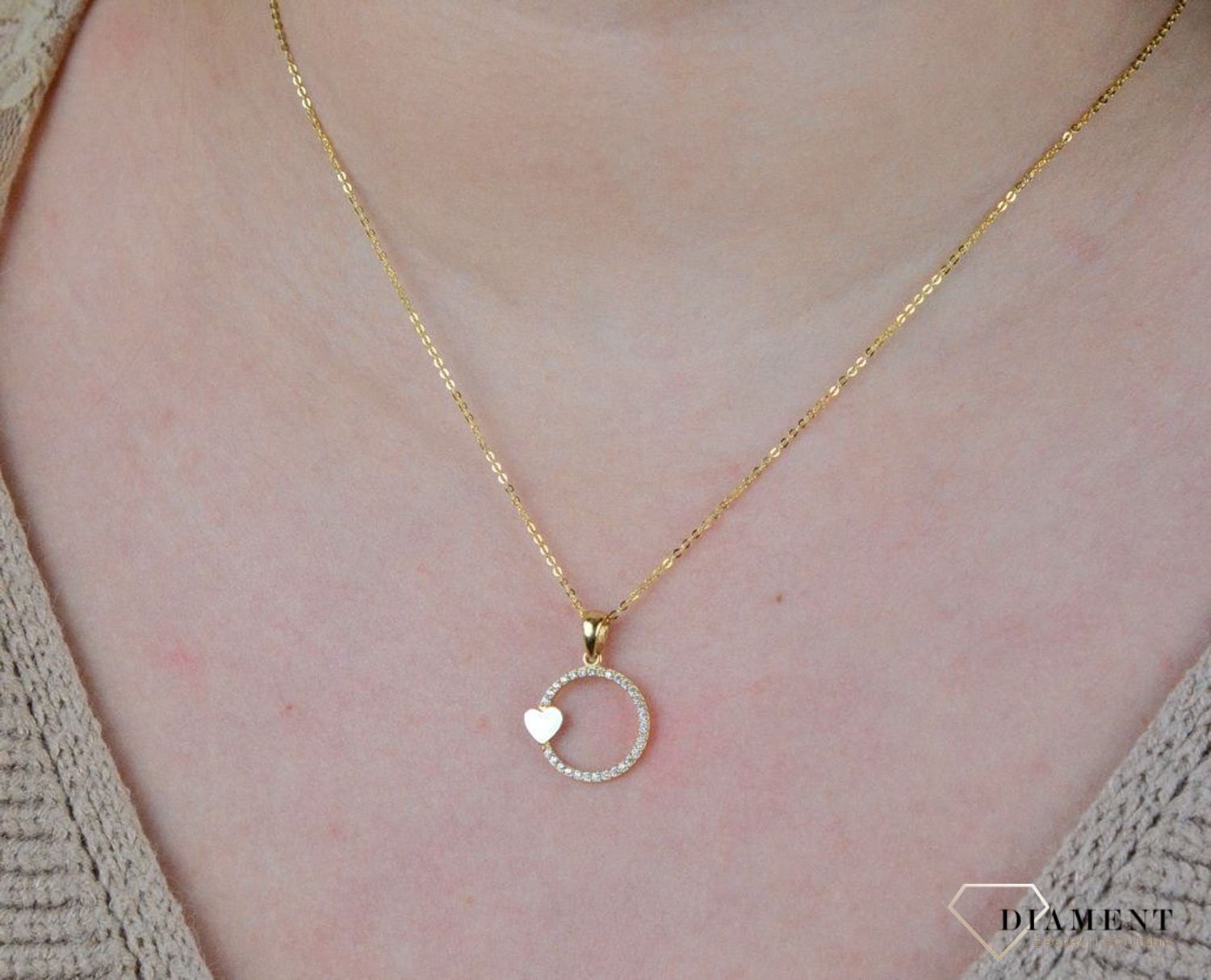 Złota zawieszka serce w kółku z cyrkonią DIA-ZAW-5271-585.jpg