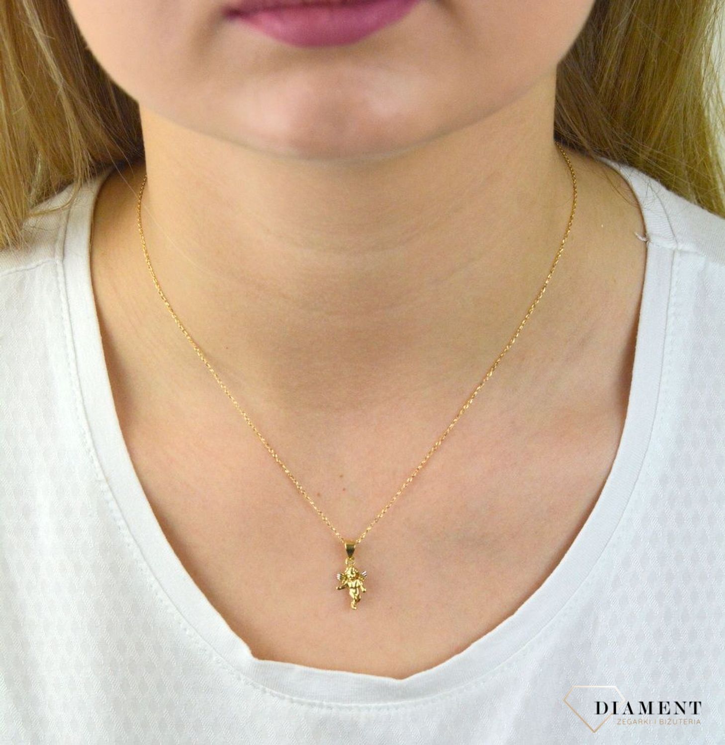 Złota zawieszka malutki Aniołek DIA-ZAW-5283-585.jpg