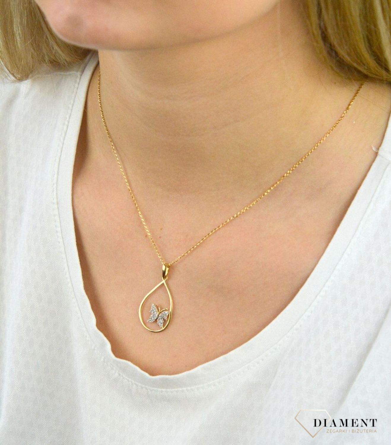 Złota zawieszka motylek w łezce DIA-ZAW-5286-585.jpg