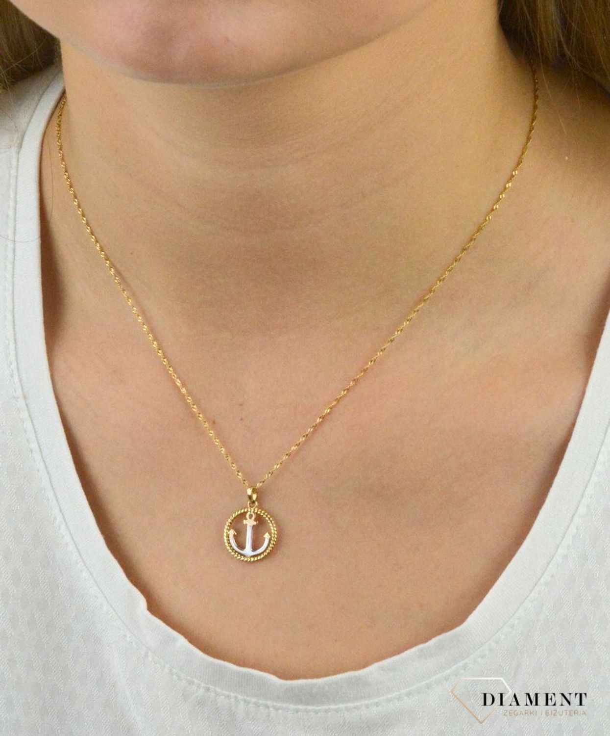 Złota zawieszka okrągła zawieszka z kotwicą DIA-ZAW-5287-585.jpg