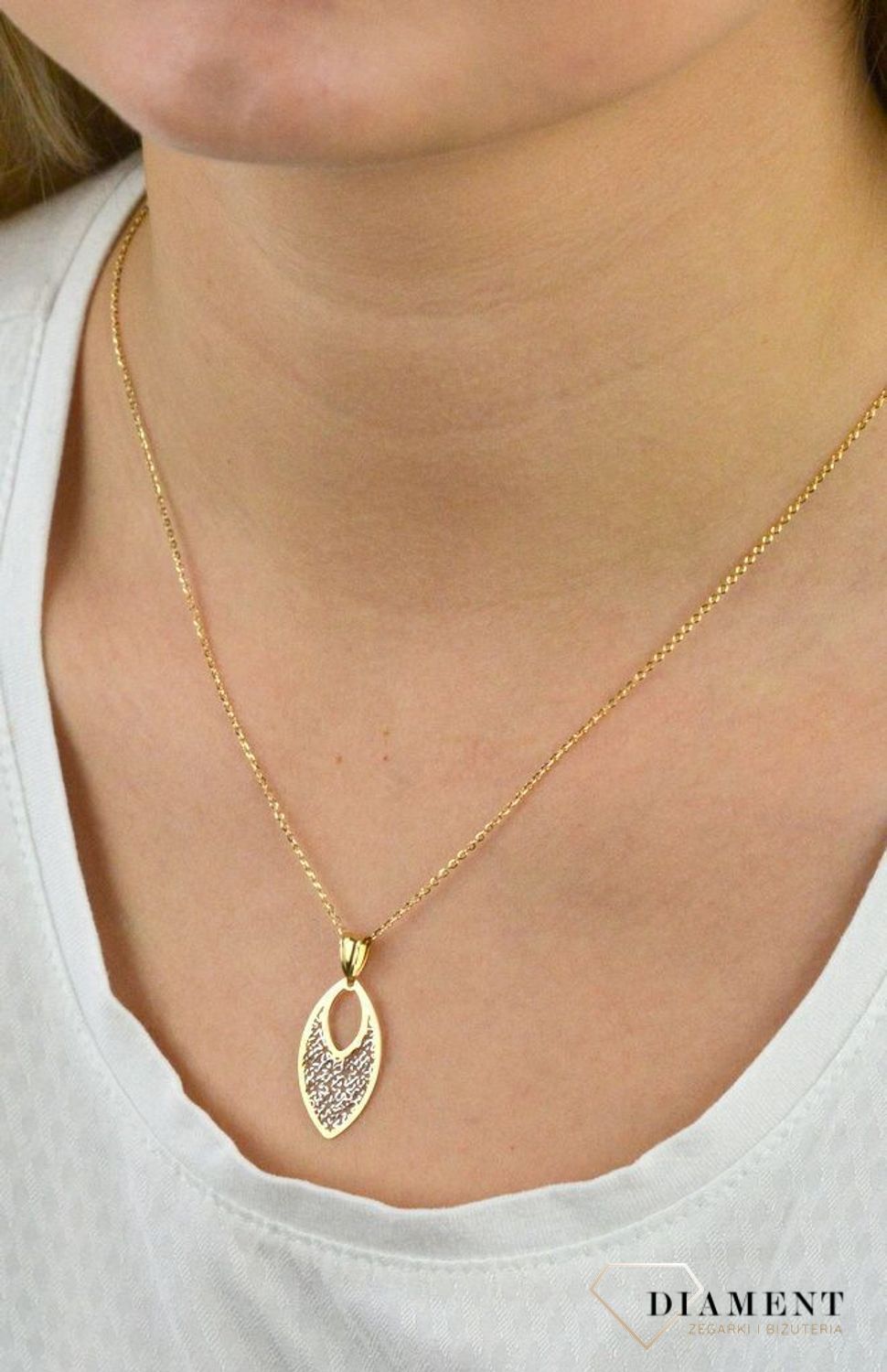 Złota zawieszka ażur wzór z białego złota DIA-ZAW-5288-585.jpg