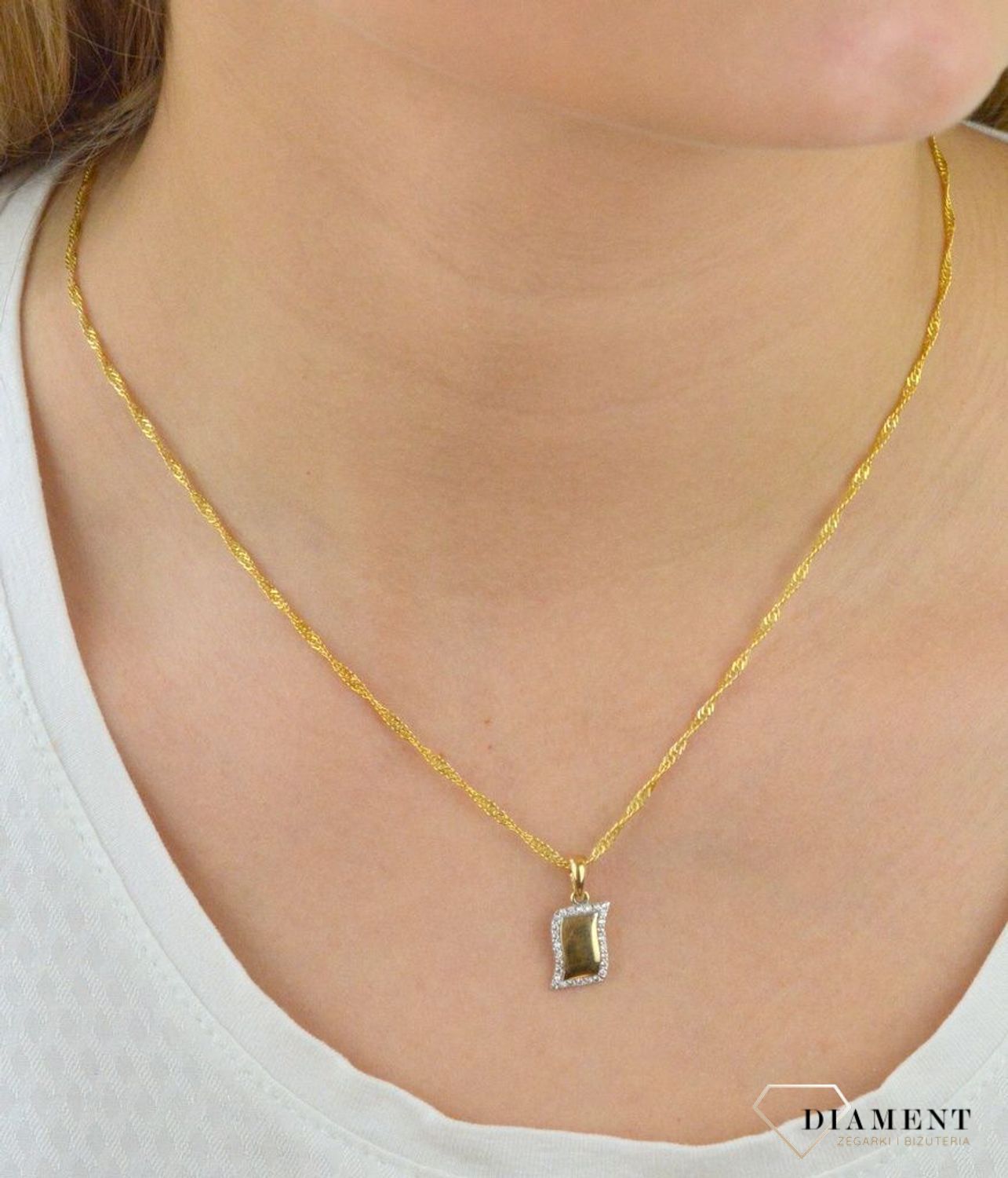 Złota zawieszka ponadczasowy wzór ozdobiony cyrkonią DIA-ZAW-5311-585.jpg