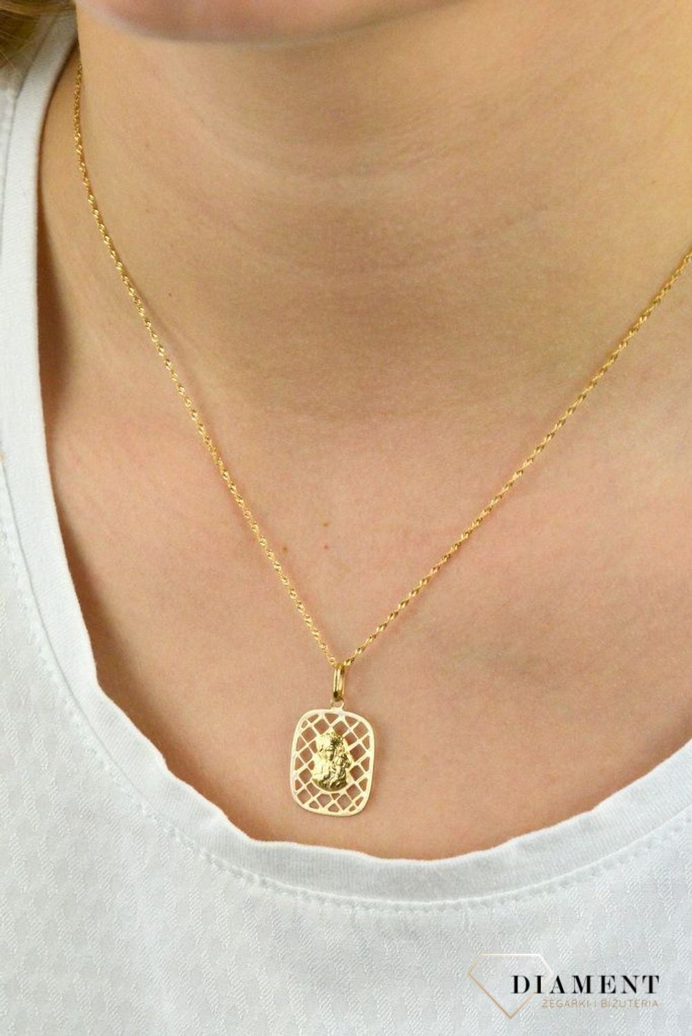 Złota zawieszka medalik Matka Boska Częstochowska DIA-ZAW-5348-585.jpg