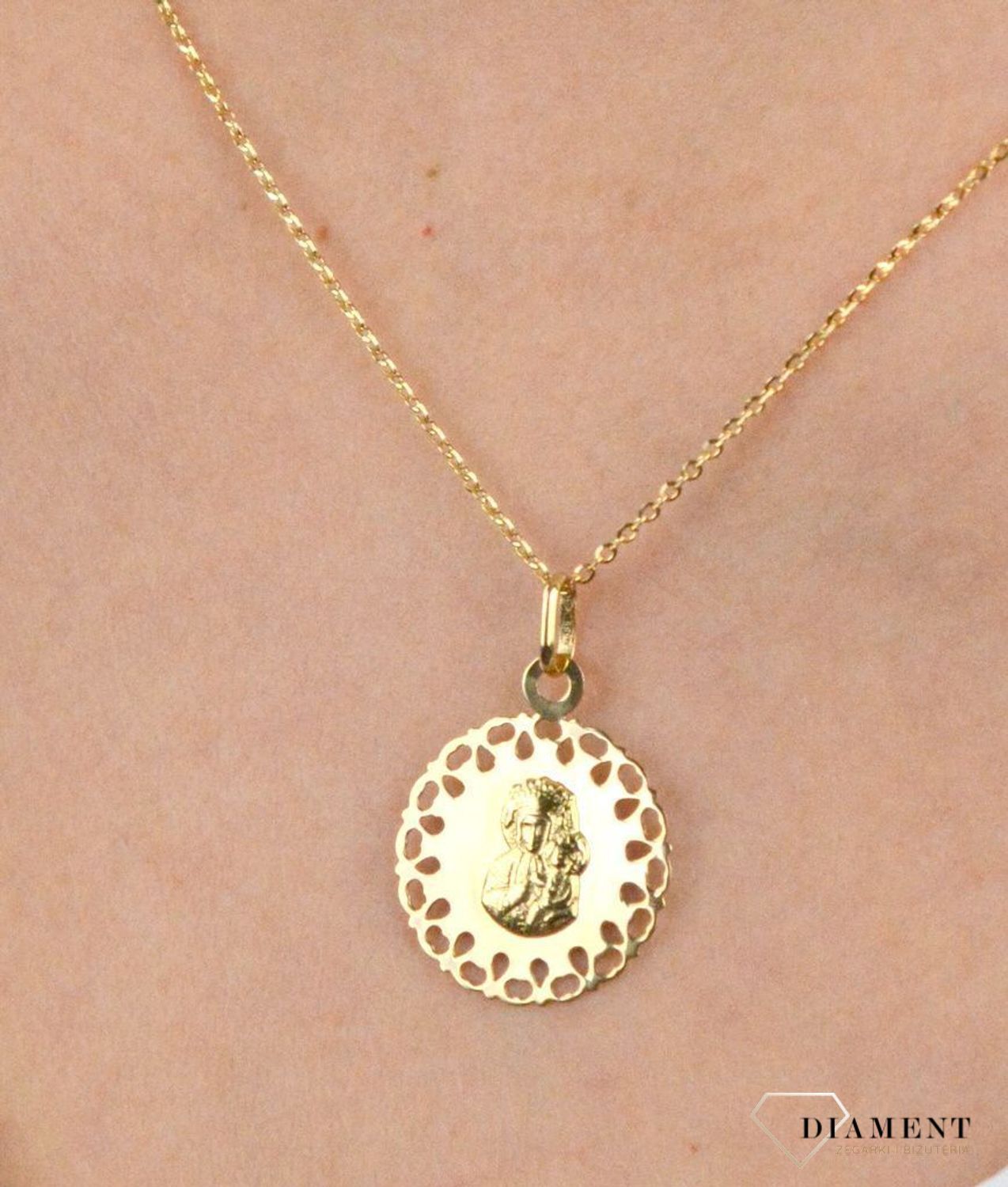 Złota zawieszka 585 medalik okrągły Matka Boska DIA-ZAW-5356-585.jpg