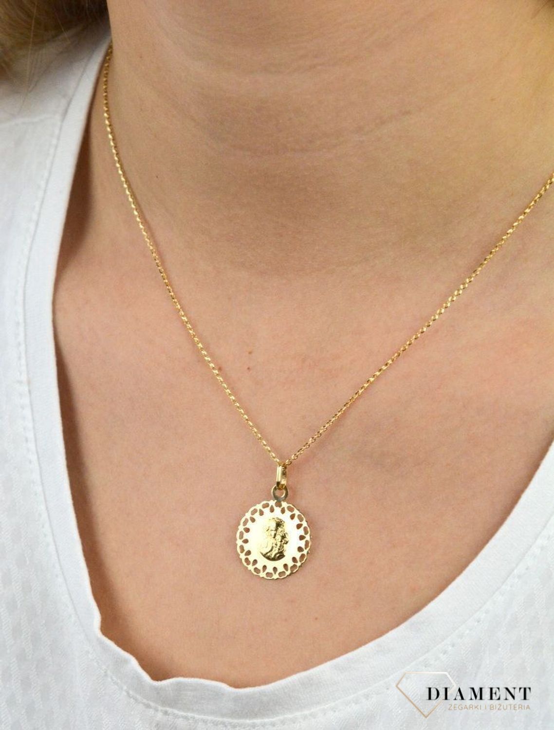 Złota zawieszka 585 medalik okrągły Matka Boska DIA-ZAW-5356-585.jpg