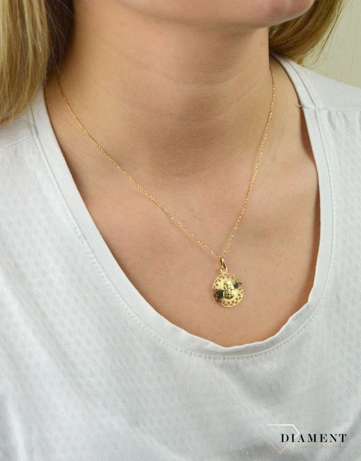 Złota zawieszka medalik Matka Boska Częstochowska DIA-ZAW-5357-585.jpg