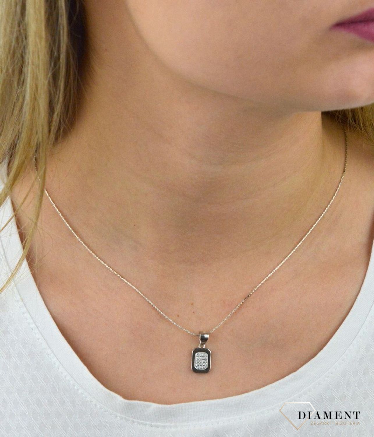 Srebrna zawieszka wysadzana cyrkoniami DIA-ZAW-5457-925.jpg