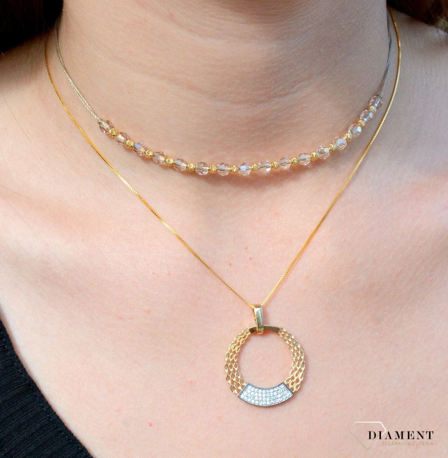 Złota zawieszka z opalem. Złota zawieszka owalna. Złota zawieszka z białym kamieniem. Złota zawieszka damska. Złota zawieszka idealna na prezent..jpg