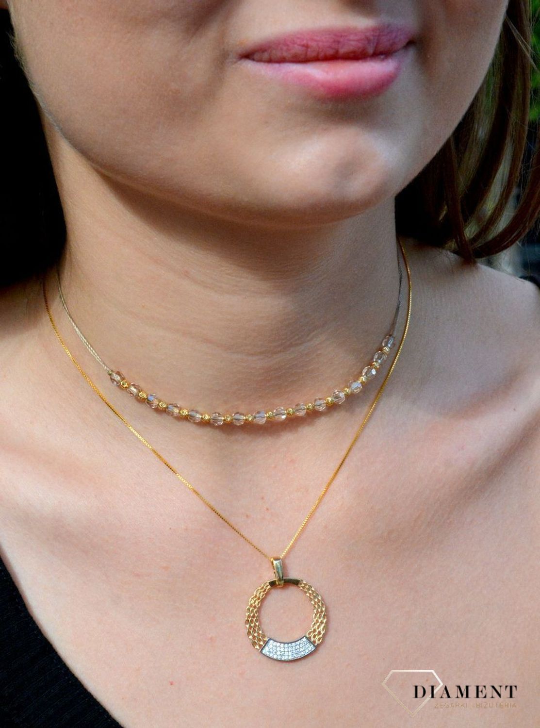 Złota zawieszka z opalem. Złota zawieszka owalna. Złota zawieszka z białym kamieniem. Złota zawieszka damska. Złota zawieszka idealna na prezent..jpg