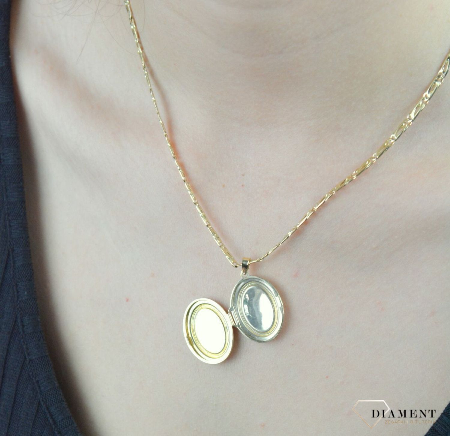 Złota zawieszka 585 owalne puzderko DIA-ZAW-6238-585.jpg