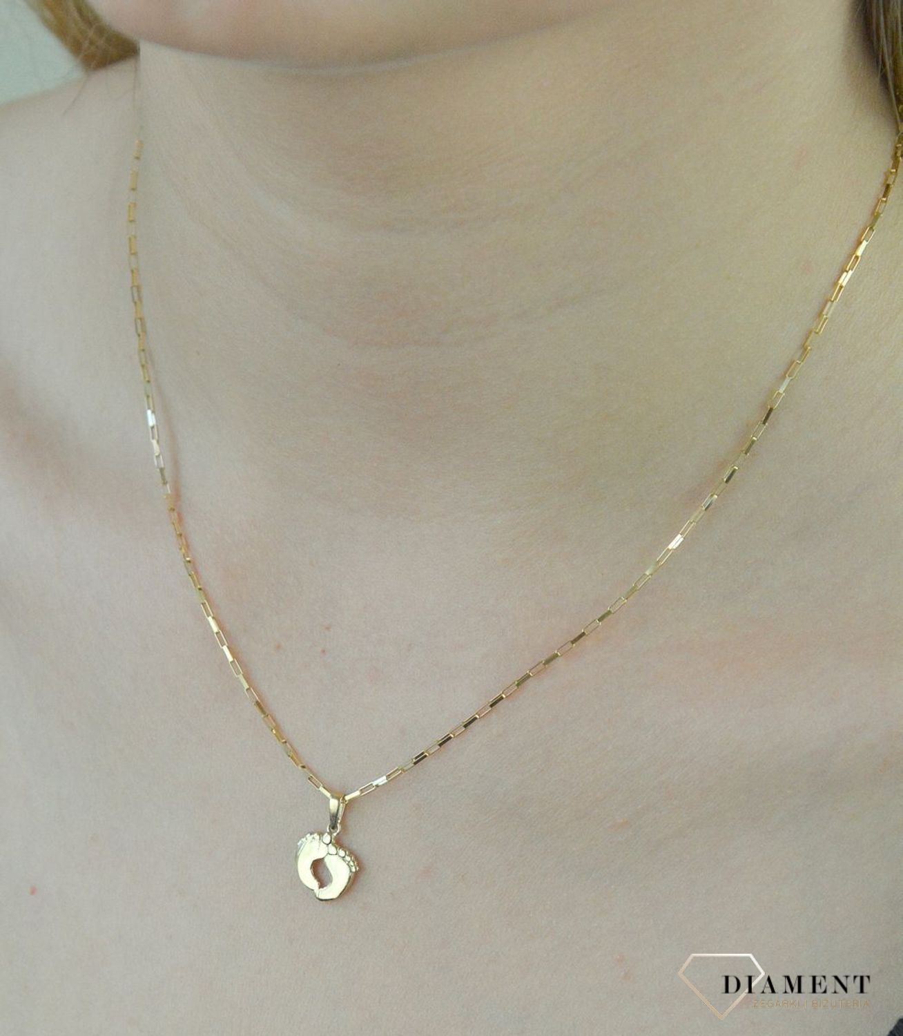 Złota zawieszka 585 gładkie stópki do graweru DIA-ZAW-6254-585.jpg