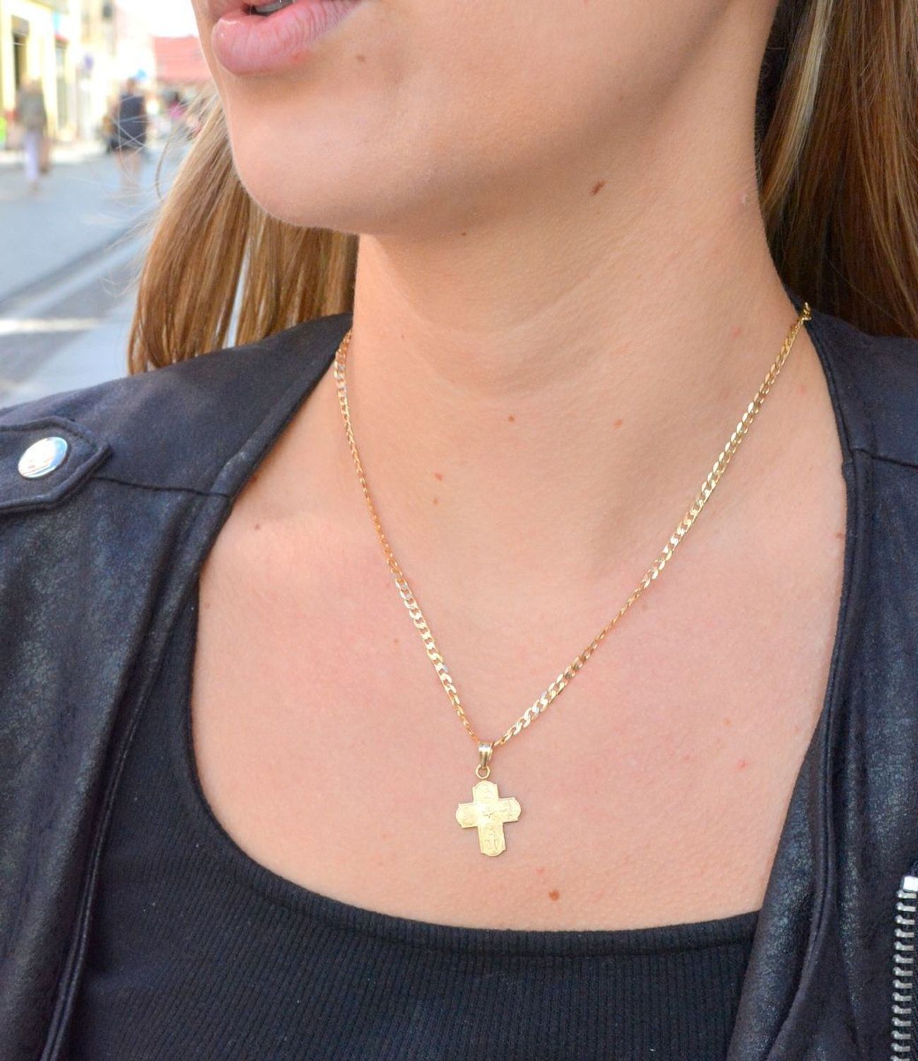 Złota zawieszka krzyżyk 585 z wizerunkami Świętych DIA-ZAW-6259-585 ✓Złote zawieszki w Sklepie z Biżuterią zegarki-diament.pl✓Piękne i Stylowe Wisiorki✓Prawdziwe Złoto✓Darmowa wysyłka.jpg