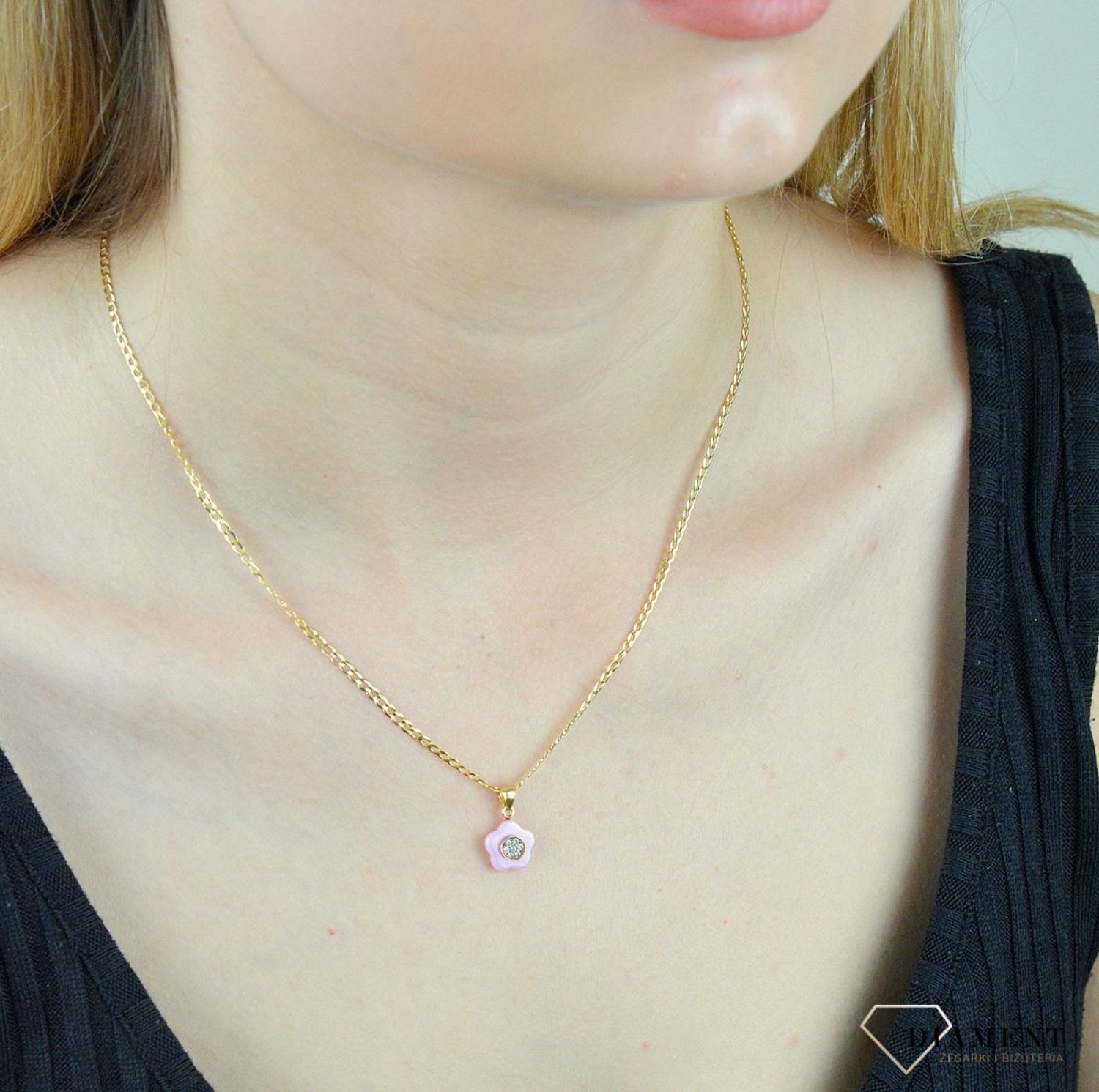 Srebrna zawieszka Kwiatek z różowej ceramiki z cyrkoniami DIA-ZAW-6395-925. Srebrna zawieszka kwiatek. Srebrna zawieszka z cyrkoniami. Srebrna zawieszka pozłac.jpg