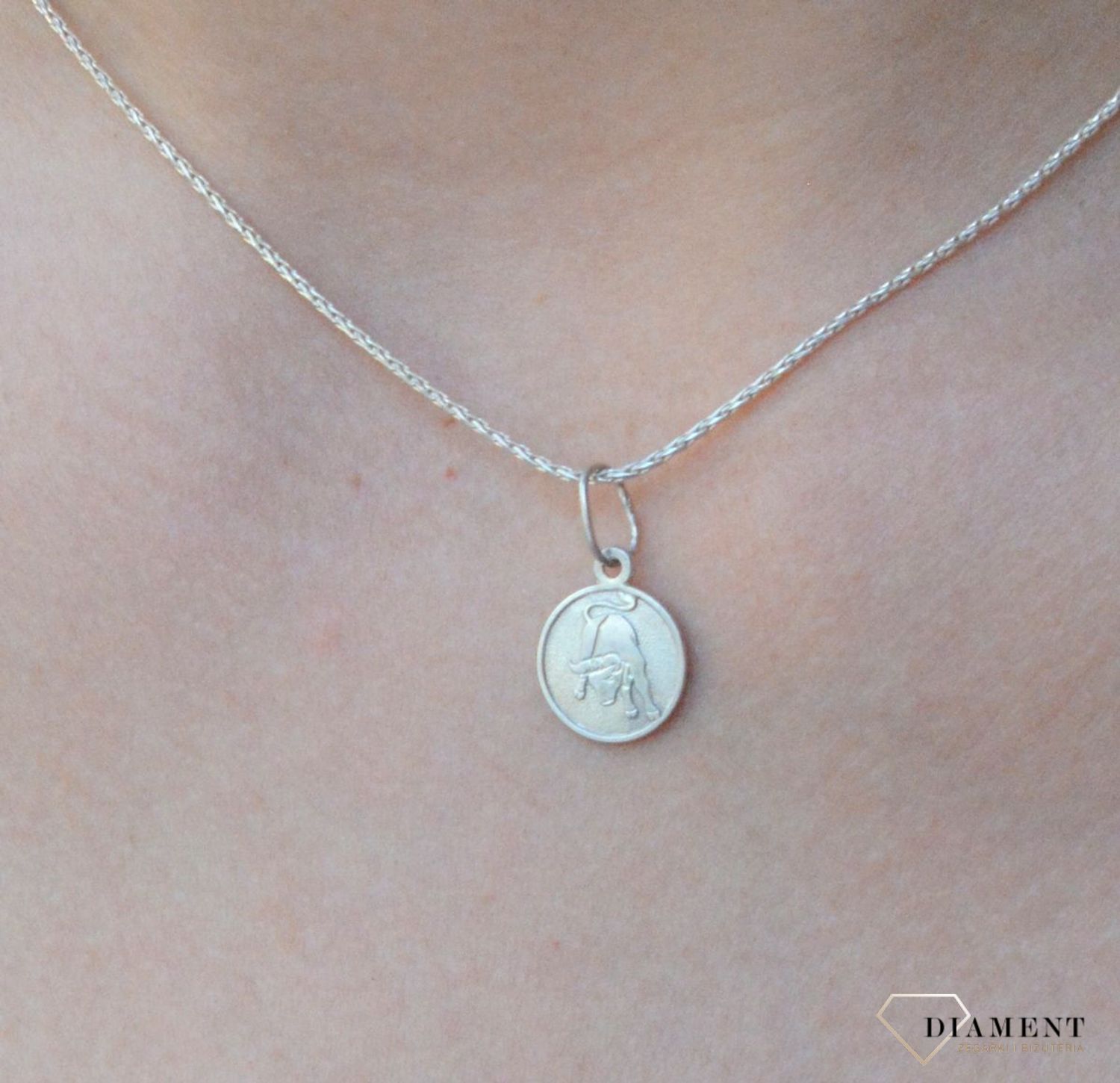 Zawieszka srebrna Znak Zodiaku Byk DIA-ZAW-6412-925. Zawieszka srebrna Byk. Zawieszka ze znakiem zodiaku. Zawieszka srebrna zodiakalna. Zawieszka idealna na prezent. Zawieszka znak zodiaku dla kobiety i mężczyzny..jpg