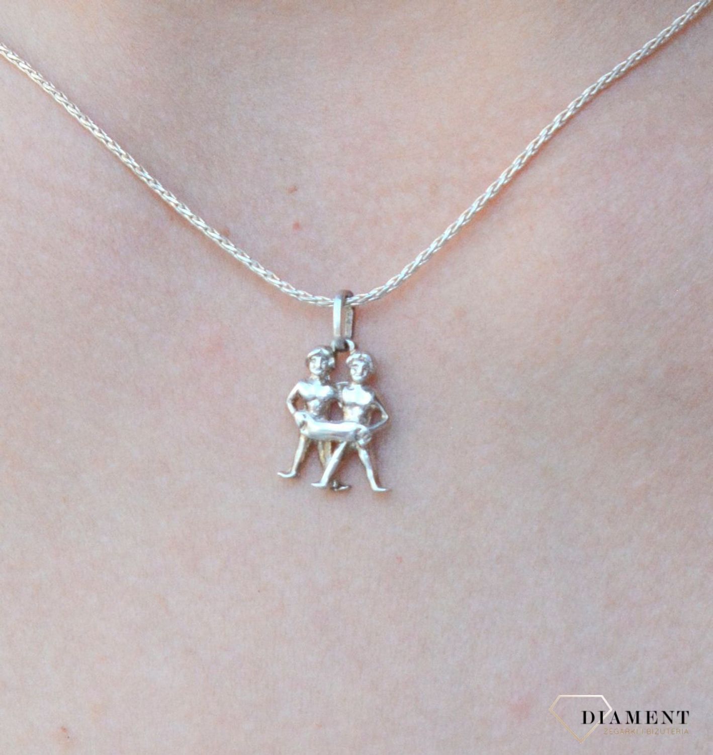 Zawieszka srebrna Znak Zodiaku Bliźnięta DIA-ZAW-6418-925. Zawieszka srebrna znak zodiaku. Zawieszka srebrna Bliźnięta. Zawieszka srebrna damska, męska. Zawieszka srebrna zodiakalna. Zawieszka srebrna znak zodiaku bliźnięta id.jpg