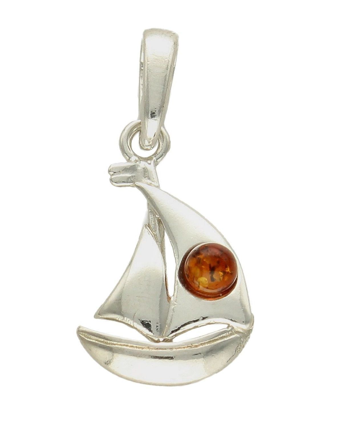 Zawieszka srebrna łódka z bursztynem DIA-ZAW-7133-925. Bursztyn wprawiono w najwyższej jakości srebro o próbie 925, kruszec od wielu setek lat symbolizujący głębię emocjonalną, duchowość i żeńską energię..jpg
