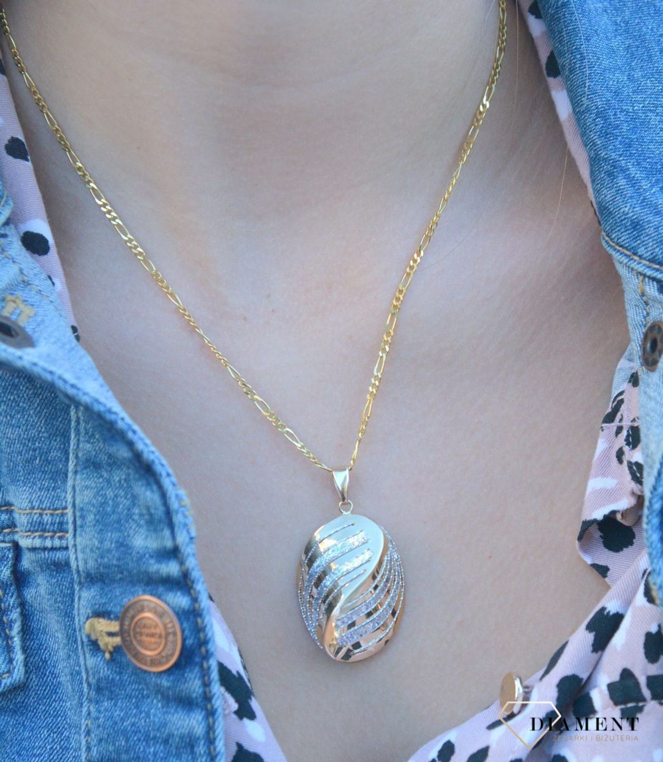 Złota zawieszka 585 owalna z białym złotem DIA-ZAW-7555-585.jpg