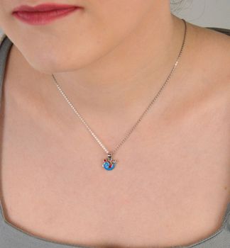 Zawieszka srebrna próba 925 dziecięca delfinek z emalią DIA-ZAW-8698-925 Urocza i pełna dziecięcego wdzięku zawieszka w kształcie delfinka to idealny prezent dla najmłodszych miłośników morza i przygód! (3).JPG