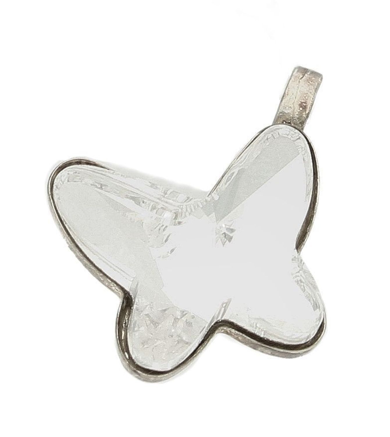 Srebrna zawieszka w kształcie motyla wypełniona cyrkonią DIA-ZAW-8702-925.jpg