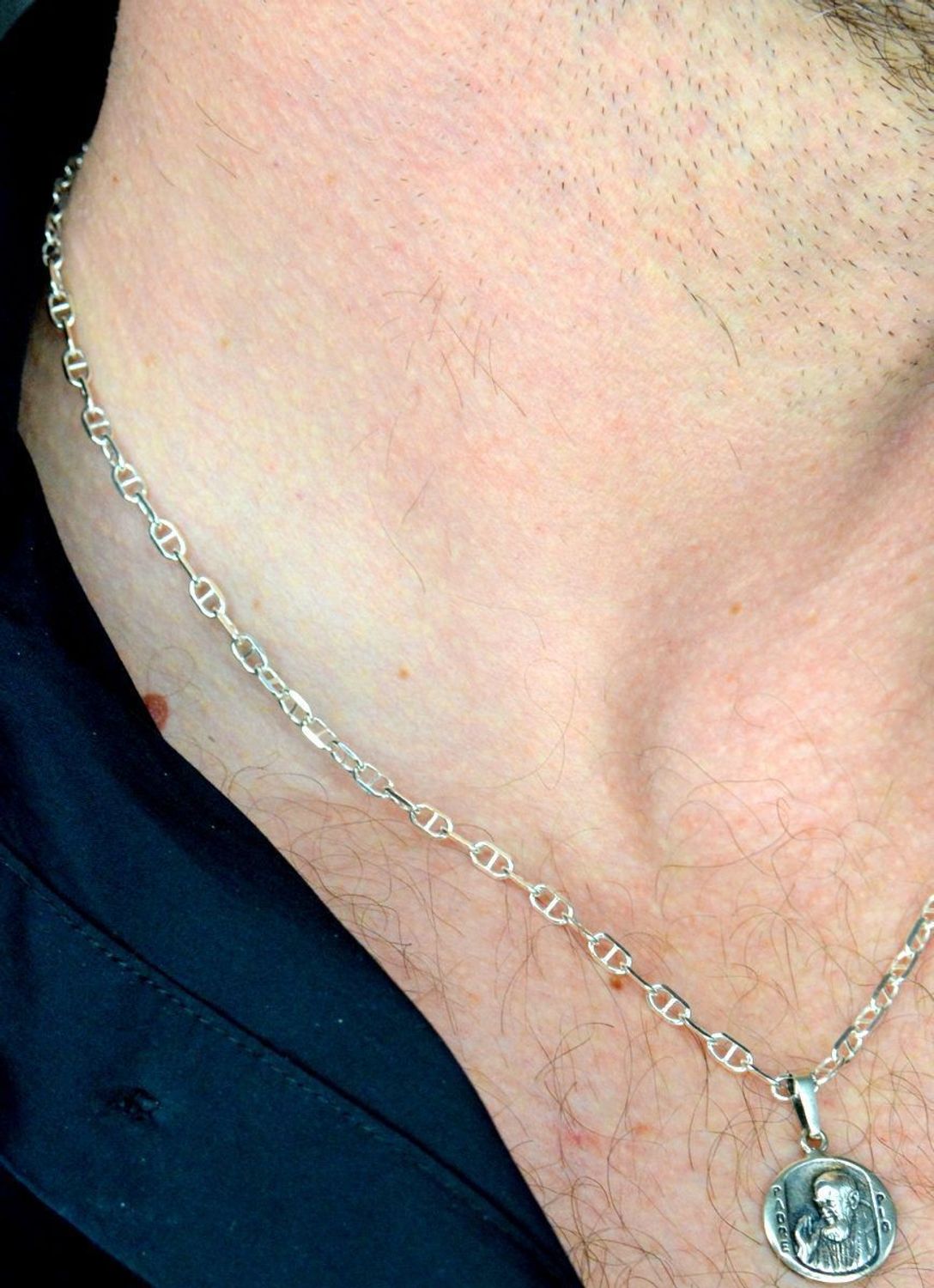 Zawieszka srebrna Medalik Ojciec Pio DIA-ZAW-8725-925. Srebrna zawieszka do łańcuszka. Zawieszka srebrna medalik. Medalik srebrny Ojciec Pio. Medalik srebrny na prezent,.jpg