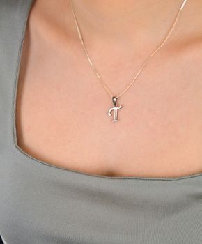 Zawieszka srebrna próba 925, literka T zdobiona cyrkoniami DIA-ZAW-8748-T-925 Piękna zawieszka w kształcie literki T, wykonana z najwyższej jakości srebra próby 925 i ozdobiona lśniącymi cyrkoniami (2).JPG