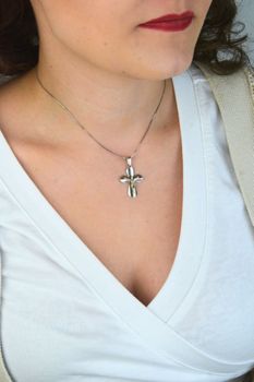 Srebrny krzyż zawieszka 925 Jezus gładki 3,4 cm – biżuteria sakralna (2).jpg
