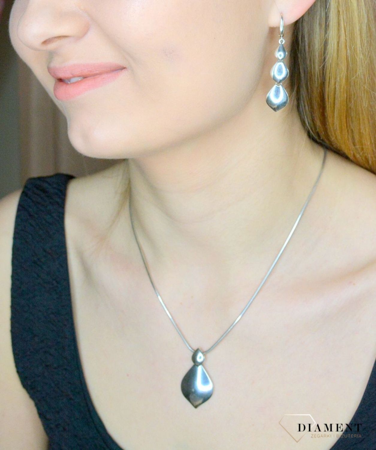 Srebrna zawieszka damska gładka DIA-ZAW-8816-925.jpg