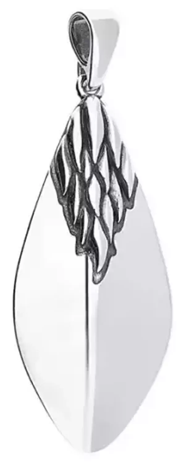 Zawieszka srebrna próba 925, DIA-ZAW-8824-925 Srebrna zawieszka została wykonana z najwyższej jakości srebra próby 925. Idealny prezent dla każdej kobiety. Nasze zawieszki są wykonane z dbałością o każdy szczegół i detal.1.webp