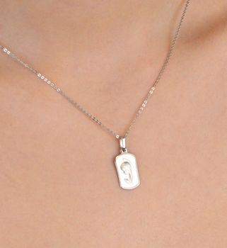 Medalik białe złoto Matka Boska pr 585,  DIA-ZAW-9029-585  Złota zawieszka 585 medalik z Matką Boską. Medalik będący wspaniałą pamiątką i prezentem z okazji (4).JPG
