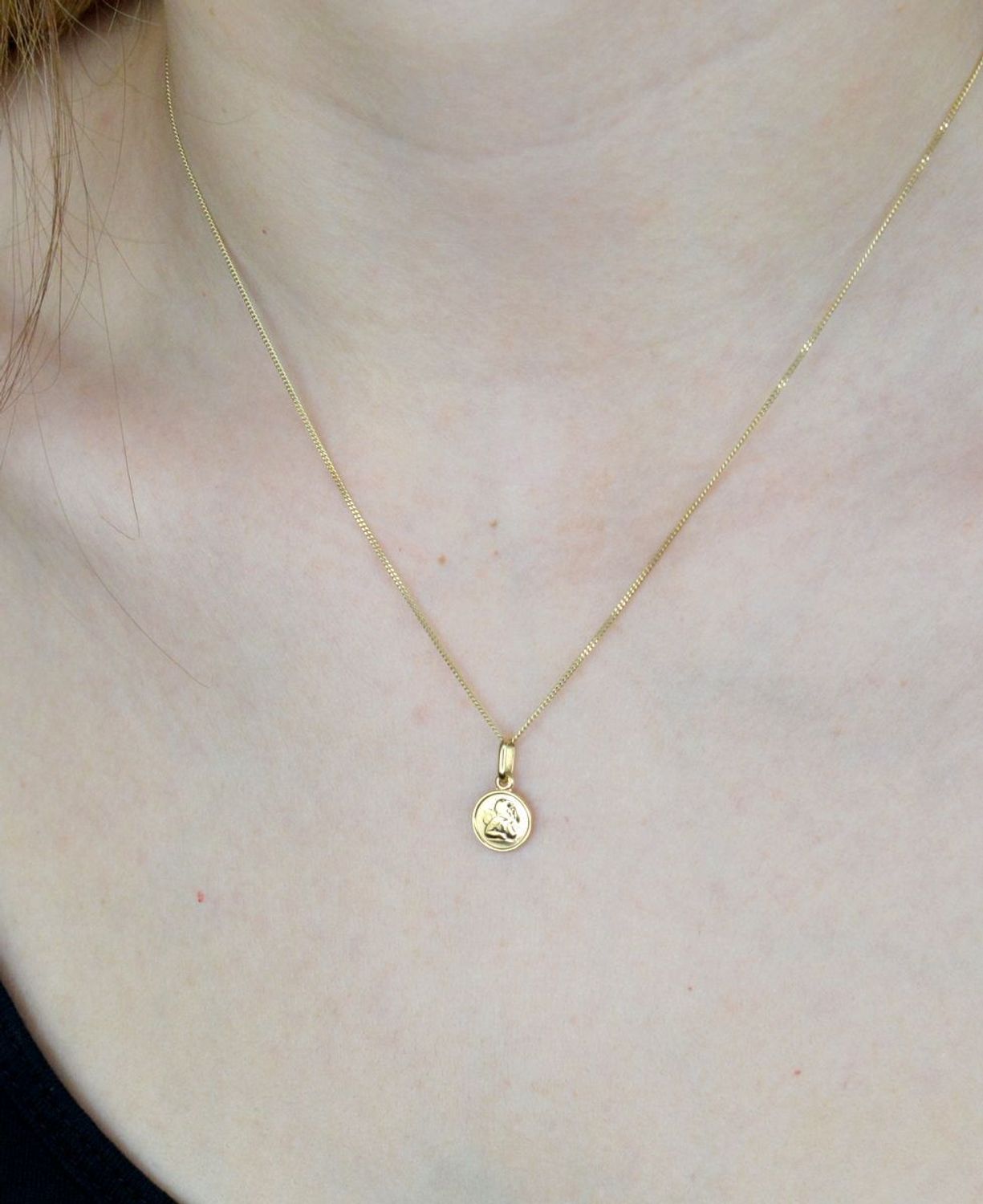 Złoty medalik 585 śpiący aniołek DIA-ZAW-9038-585.jpg