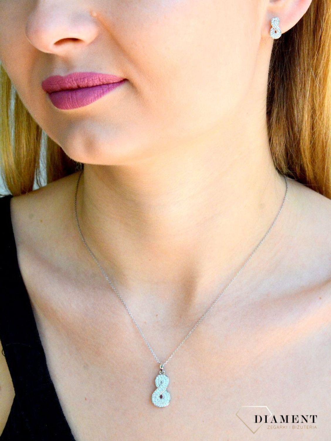 Zawieszka srebrna znak nieskończoności DIA-ZAW-9418-925. Zawieszka ósemka. Minimalistyczna biżuteria. Pomysł na prezent z biżute.jpg