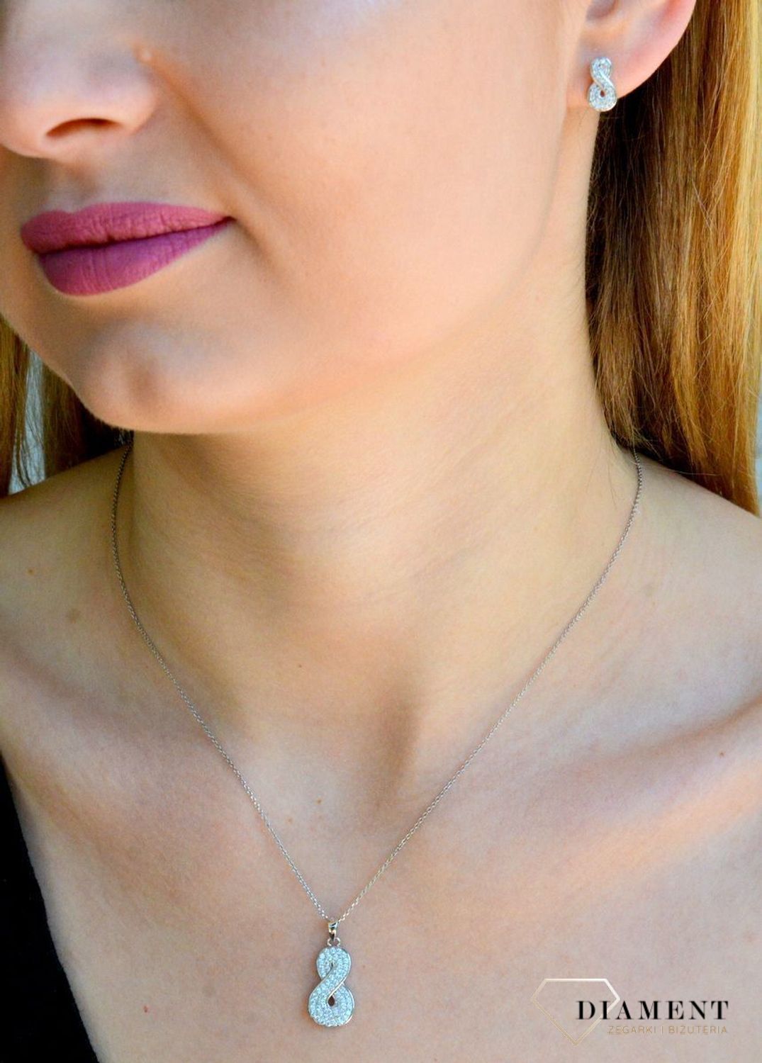 Zawieszka srebrna znak nieskończoności DIA-ZAW-9418-925. Zawieszka ósemka. Minimalistyczna biżuteria. Pomysł na prezent z biżute.jpg