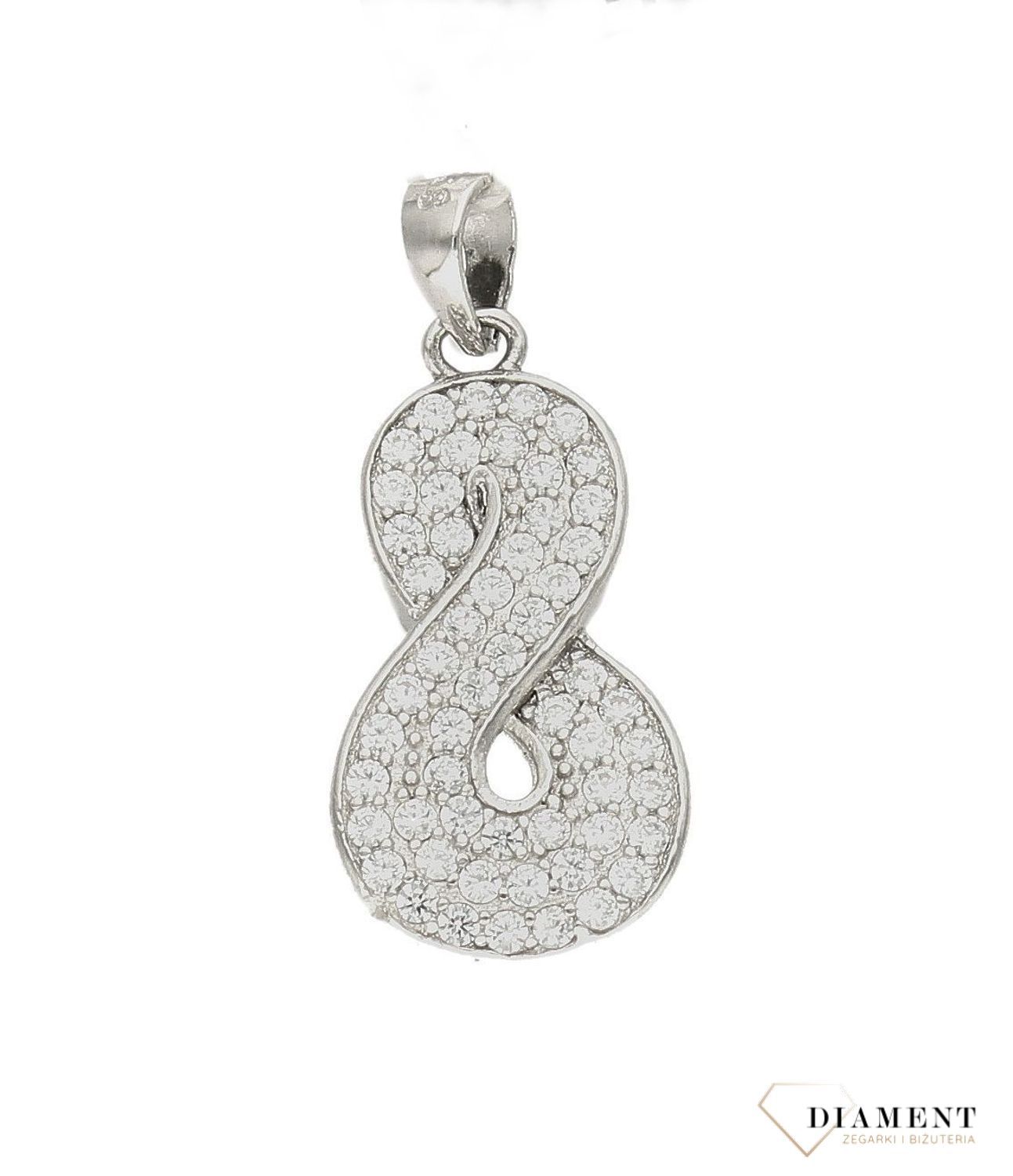 Zawieszka srebrna znak nieskończoności DIA-ZAW-9418-925. Zawieszka ósemka. Minimalistyczna biżuteria. Pomysł na prezent z biżute.jpg